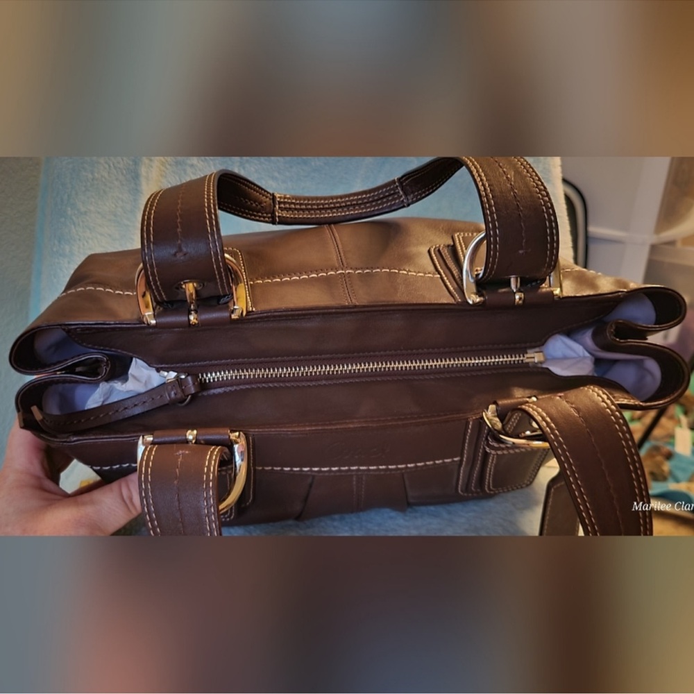 Coach SoHo Pleated Vintage Brown Leather Shoulder Bag - Picture 11 of 14